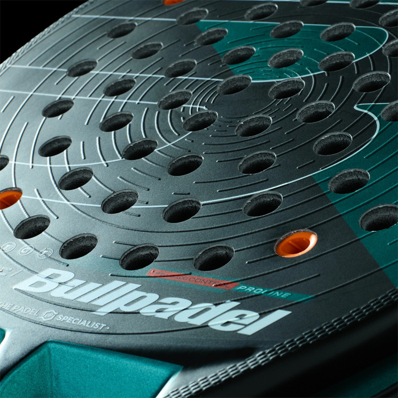 Bullpadel Hack 04 2025 - Raquette de padel pour joueurs puissants