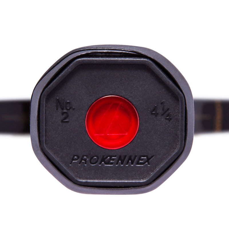Pro Kennex Black Ace 300 : La précision absolue pour les attaquants