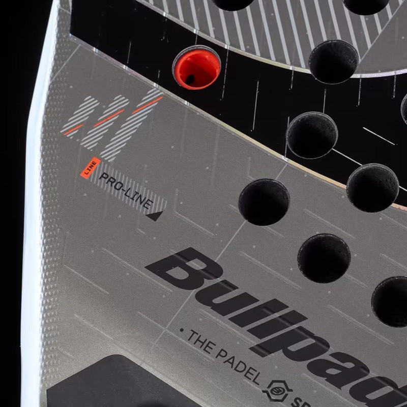 Bullpadel Neuron 02 Edge Comfort 2027 – Raquette padel Fede Chingotto
